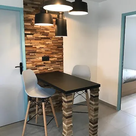 Jolie Maisonnette Saint-Herblain