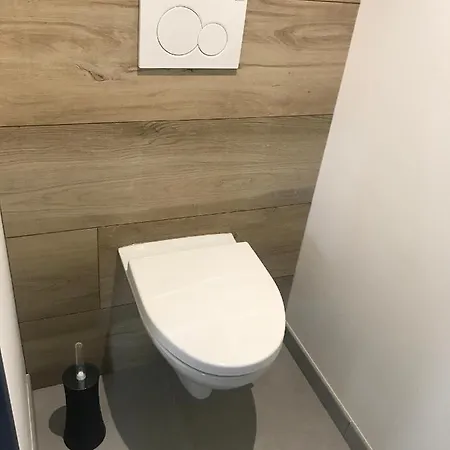 Jolie Maisonnette Apartment