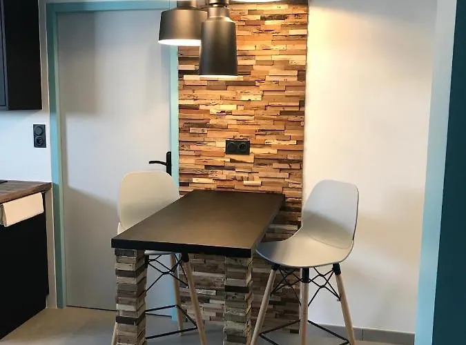 Jolie Maisonnette * סנט-הרבלן